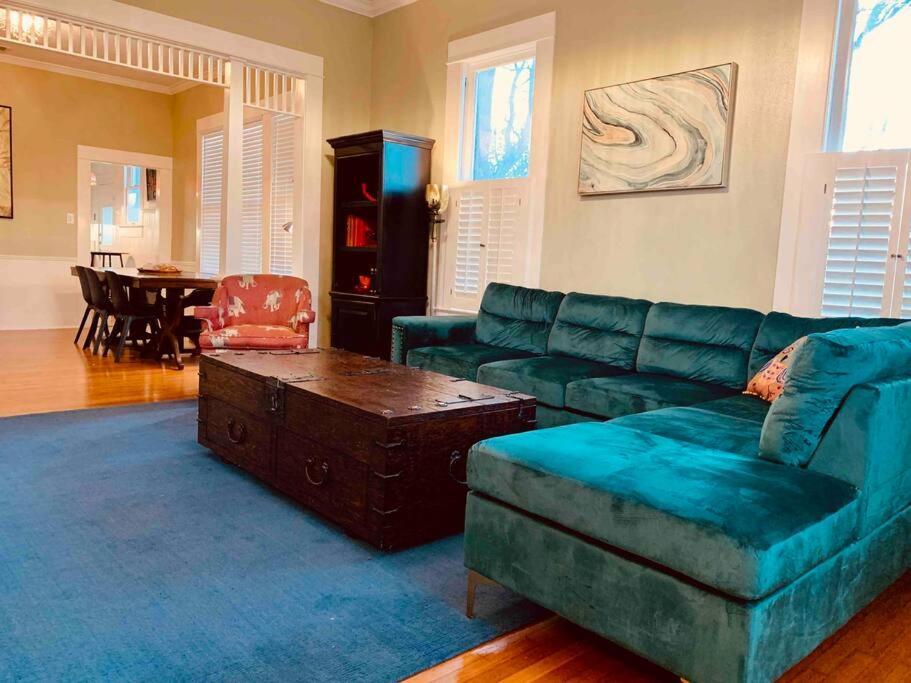 Pershing Place: Historic Home With Heated Spa/Pool By Zoo, Pearl, Golf, Witte San Antonio Bagian luar foto